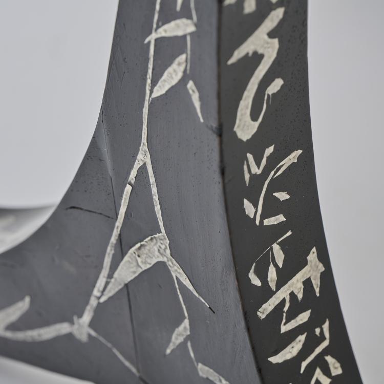 Bild 4 zu Objekt, Stuhl 'Sabre', um 1900, Carlo Bugatti, Bugatti & Cie., Mailand, 174A 332