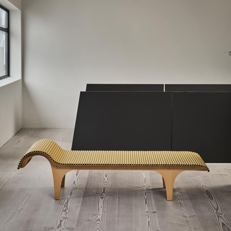 Bild 1 zu Objekt, 'Carta' chaise longue, 1998 (design), Shigeru Ban, Cappellini, Mailand / Milan, 175A 82