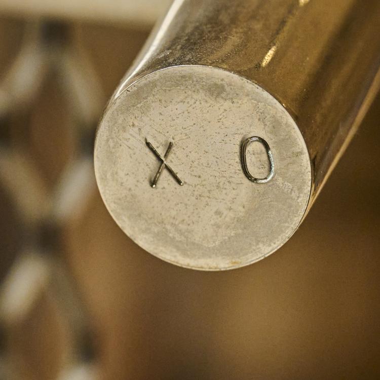 Bild 6 zu Objekt, 'SingSingSing' armchair, 1986 (design), Shiro Kuramata, XO, Brie-Comte-Robert, 175A 56