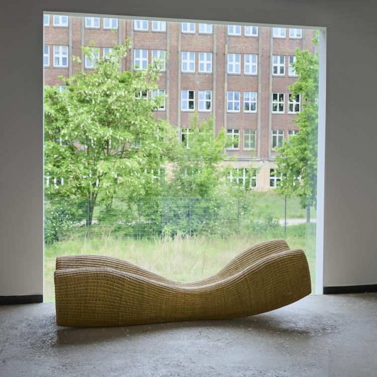 Hauptbild zu Objekt, 'Wicker Lounge' chaise longue, 1990 (design), Marc Newson, Cappellini, Mailand, 175A 62