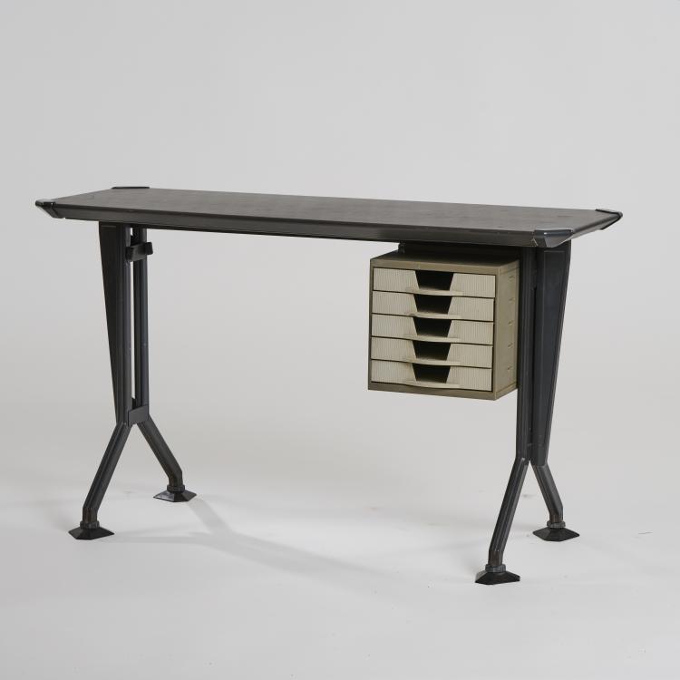 Hauptbild zu Objekt, Schreibmaschinentisch 'Arco', 1963, Gian Luigi Banfi,Ludovico Barbiano di Belgiojoso,Enrico Peressutti,Ernesto Nathan Rogers, Olivetti, Ivrea, 174B 663
