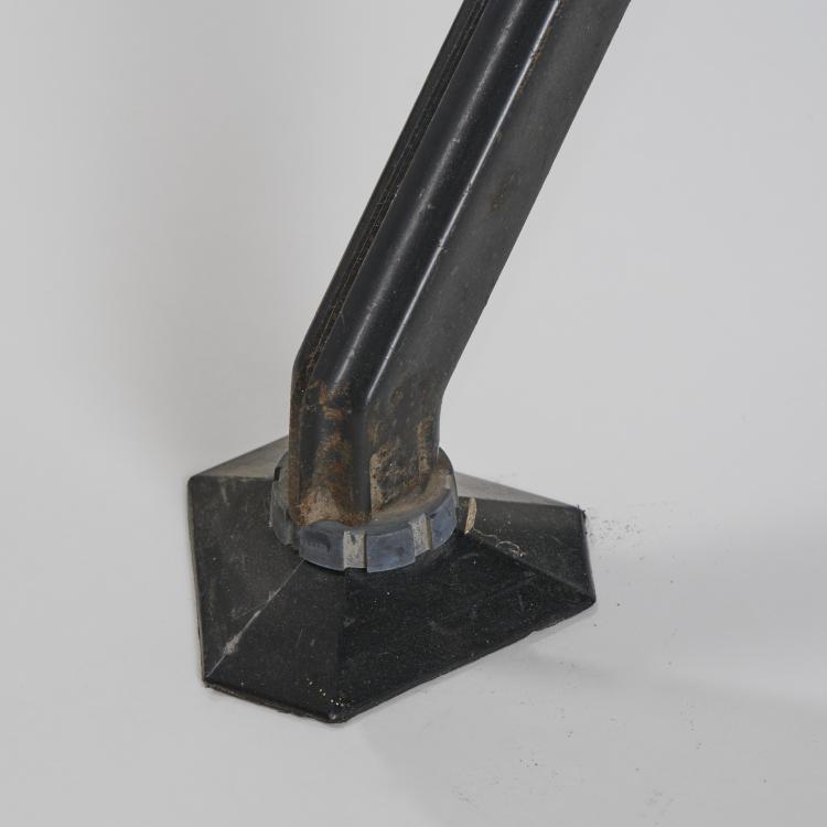 Bild 4 zu Objekt, Schreibmaschinentisch 'Arco', 1963, Gian Luigi Banfi,Ludovico Barbiano di Belgiojoso,Enrico Peressutti,Ernesto Nathan Rogers, Olivetti, Ivrea, 174B 663