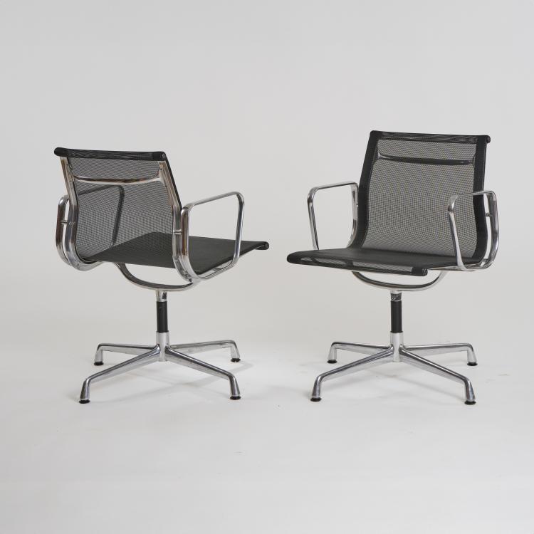Bild 2 zu Objekt, Zwei St&uuml;hle 'Aluminum chair', 1958 (Entwurf), Charles Eames,Ray Eames, ICF Cadsana, Mailand / Milan; Miller, Herman, Zeeland, 175B 240