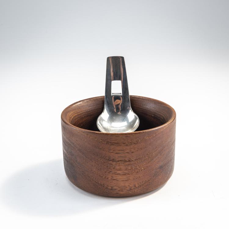 Hauptbild zu Objekt, Sugar bowl and spoon, c. 1950, Bertel Gardberg, Toukonen, Toivo V., Helsinki, 174B 514