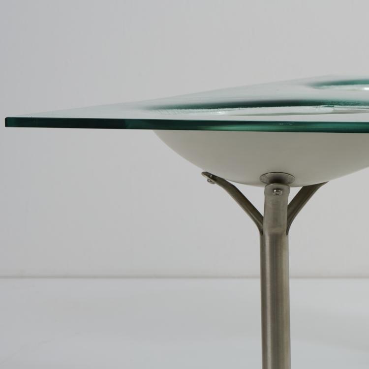 Bild 4 zu Objekt, 'Konx' sofa table, 1998, Ron Arad, Fiam, Scorze, 174B 775