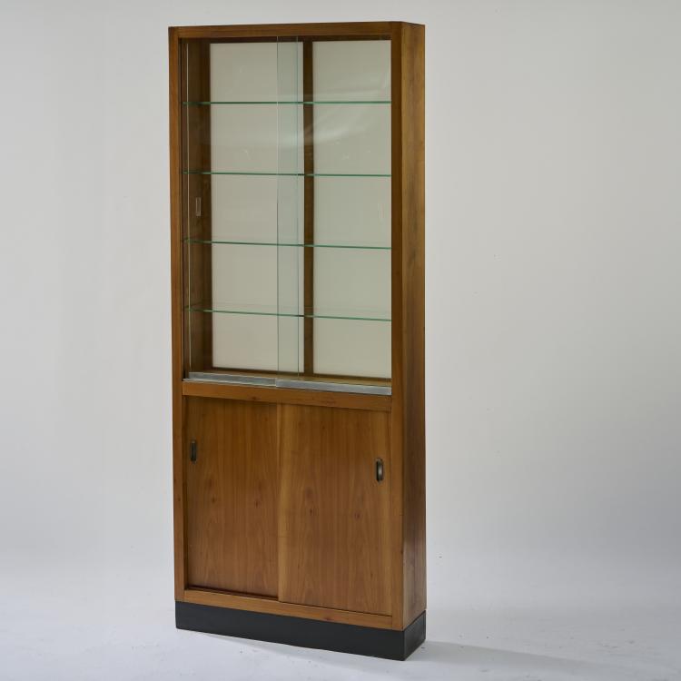 Hauptbild zu Objekt, Showcase 'Bauhaus Dessau', c. 1927, Bauhaus, Dessau, 174B 549