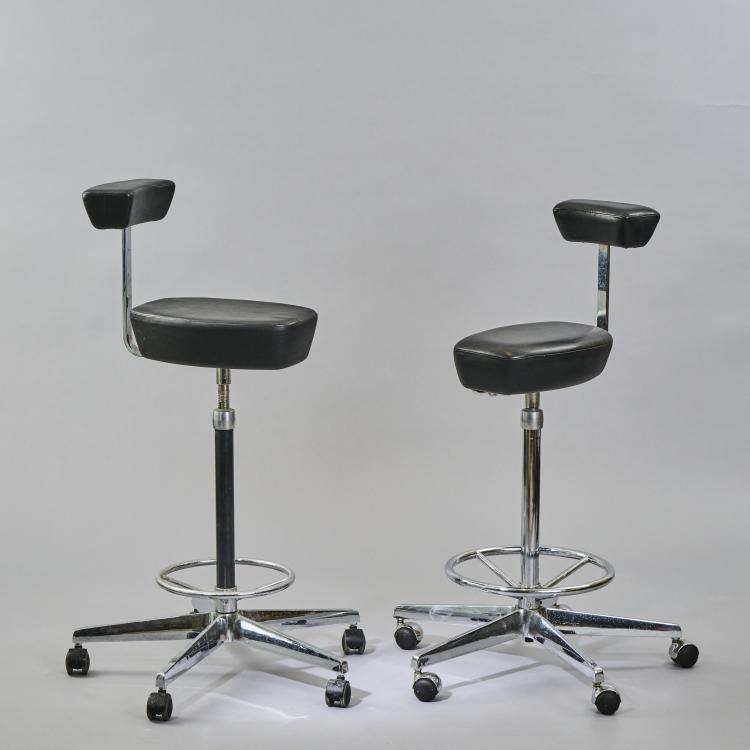 Hauptbild zu Objekt, Two 'Drawing Chairs' ('Propst perch'), 1964 (design), George Nelson,Robert Propst, Miller, Herman, Zeeland, 175B 275