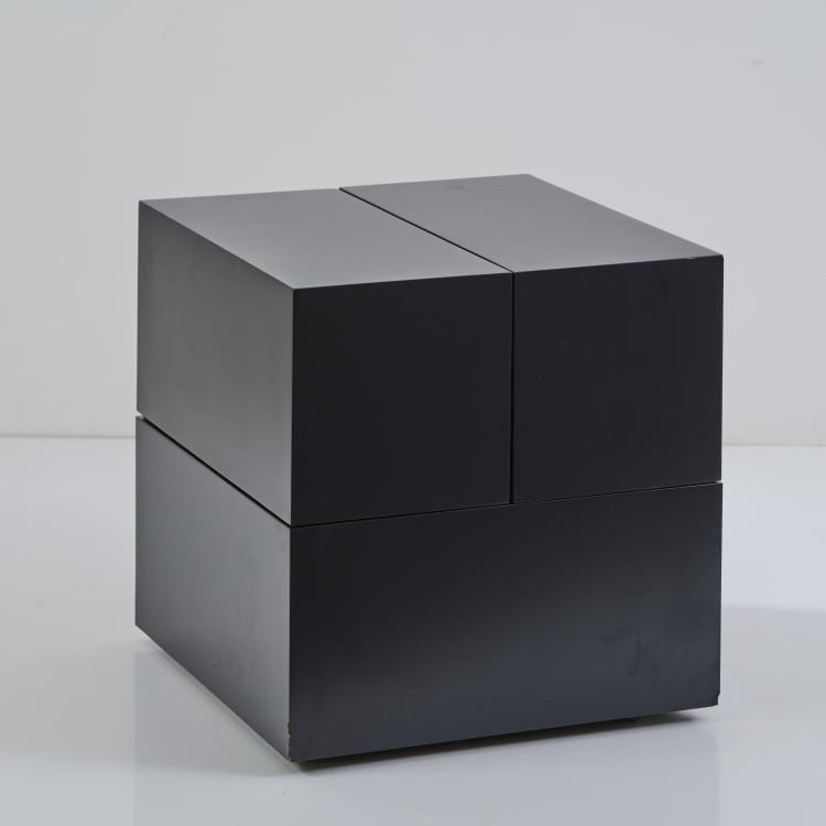 Bild 3 zu Objekt, Stereo system with record player 'RR 130 fo/st 2 - Totem', 1970, Mario Bellini, Brionvega, Mailand / Milan, 174B 699