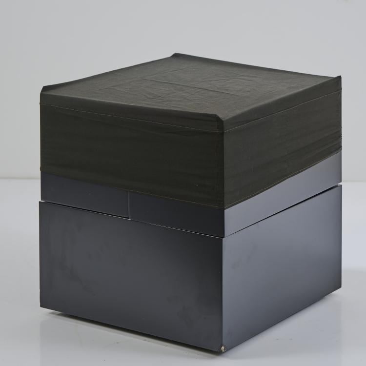 Bild 7 zu Objekt, Stereo system with record player 'RR 130 fo/st 2 - Totem', 1970, Mario Bellini, Brionvega, Mailand / Milan, 174B 699