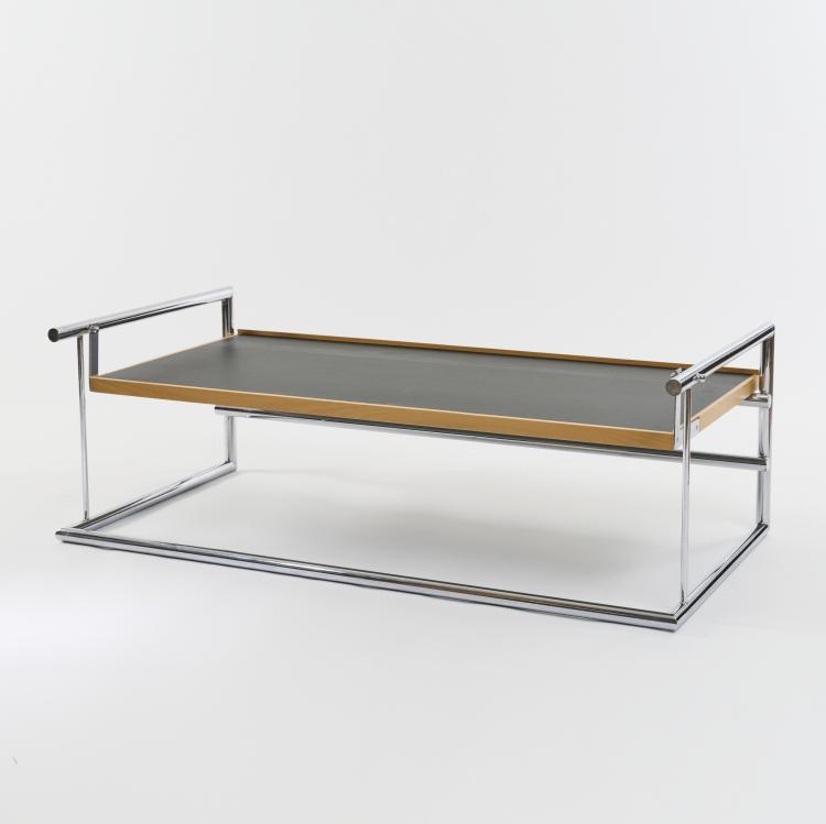 Bild 3 zu Objekt, 'Menton' height-adjustable table, 1932 (design), Eileen Gray, ClassiCon, M&uuml;nchen, 175B 92