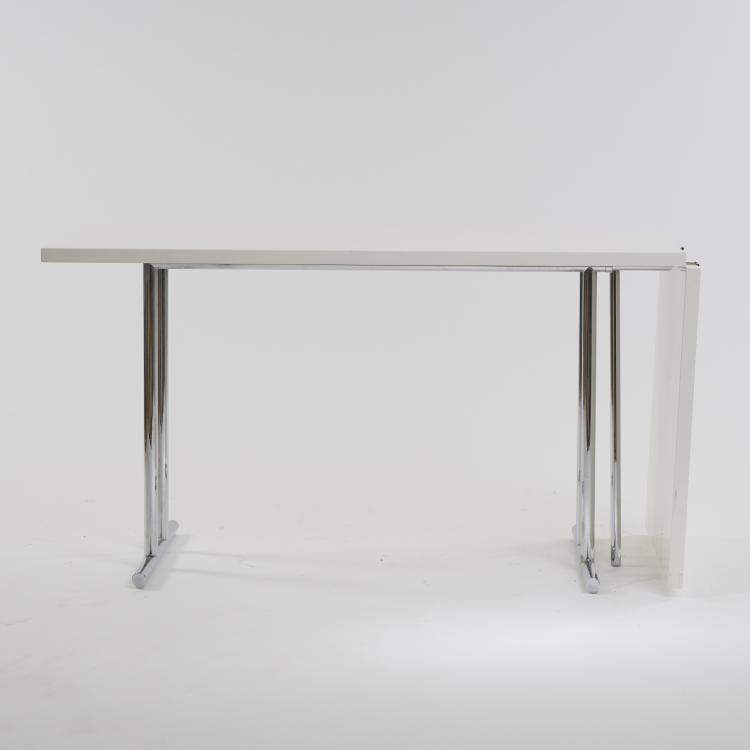 Bild 3 zu Objekt, Folding 'Lou Perou' tea table, 1953-58 (design), Eileen Gray, ClassiCon, M&uuml;nchen, 175B 91