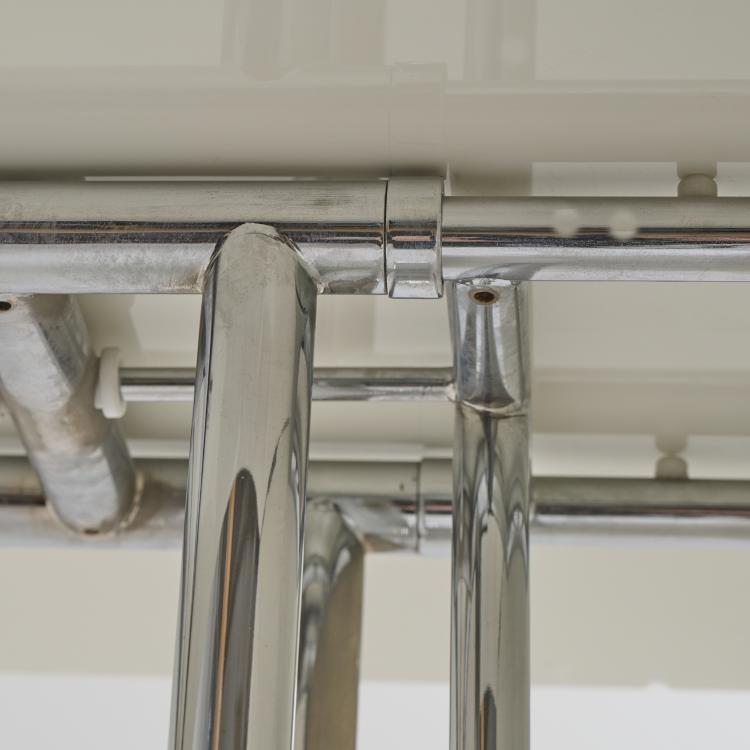 Bild 5 zu Objekt, Folding 'Lou Perou' tea table, 1953-58 (design), Eileen Gray, ClassiCon, M&uuml;nchen, 175B 91