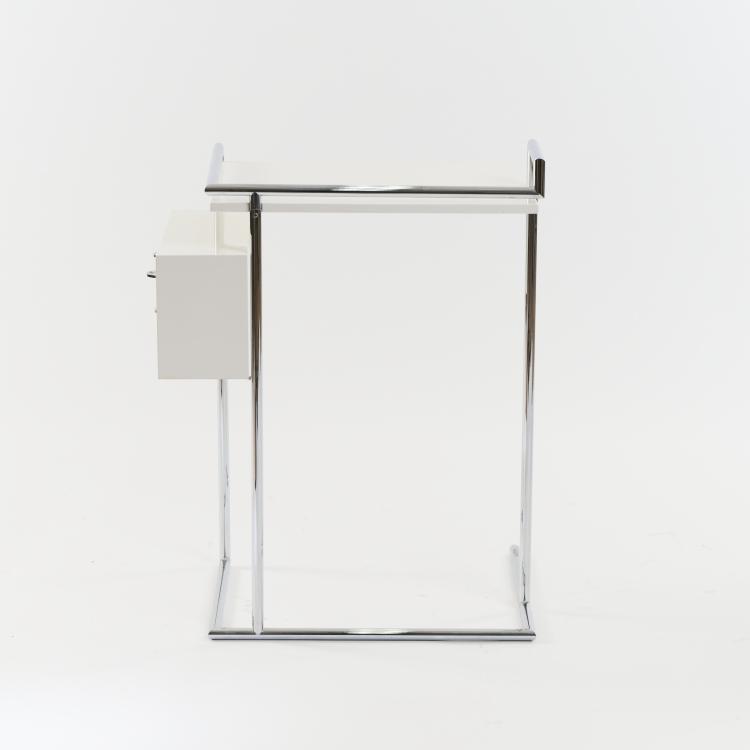 Bild 6 zu Objekt, Small 'E-1027' dressing table, 1925-30 (design), Eileen Gray, Vereinigte Werkst&auml;tten, M&uuml;nchen, 175B 89