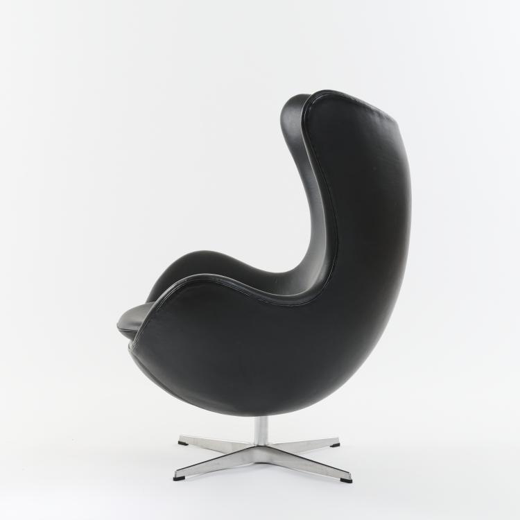 Bild 1 zu Objekt, 'Egg chair', 1957 (design), Arne Jacobsen, Hansen, Fritz, V&auml;ssinger&oslash;d, 175B 225