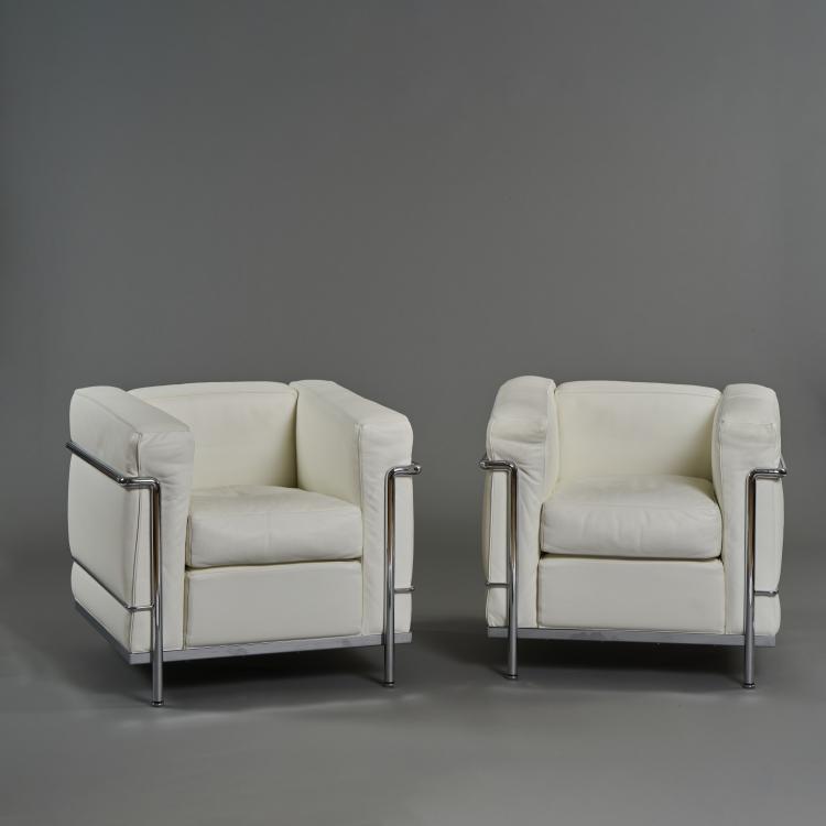 Hauptbild zu Objekt, 'LC 2' two armchairs, 1928 (design), Pierre Jeanneret,Charlotte Perriand,Le Corbusier Charles-&Eacute;douard Jeanneret-Gris, Cassina, Mailand / Milan, 175B 108