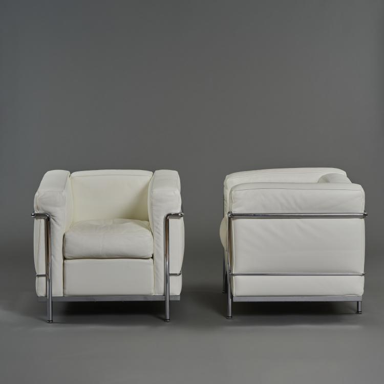 Bild 1 zu Objekt, 'LC 2' two armchairs, 1928 (design), Pierre Jeanneret,Charlotte Perriand,Le Corbusier Charles-&Eacute;douard Jeanneret-Gris, Cassina, Mailand / Milan, 175B 108