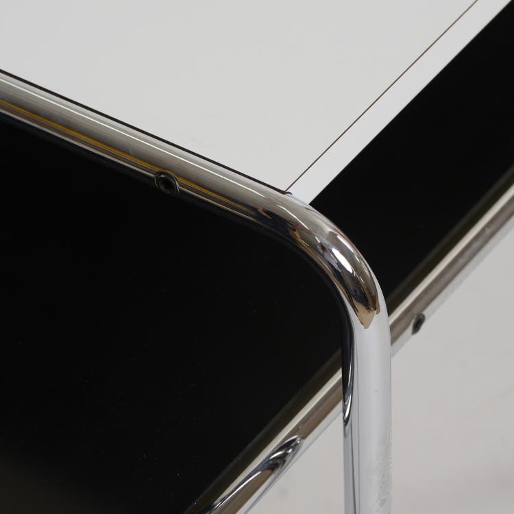 Bild 2 zu Objekt, Zwei Beistelltische 'B 9', 1925 (Entwurf), Marcel Breuer, Knoll International, New York, 175B 100