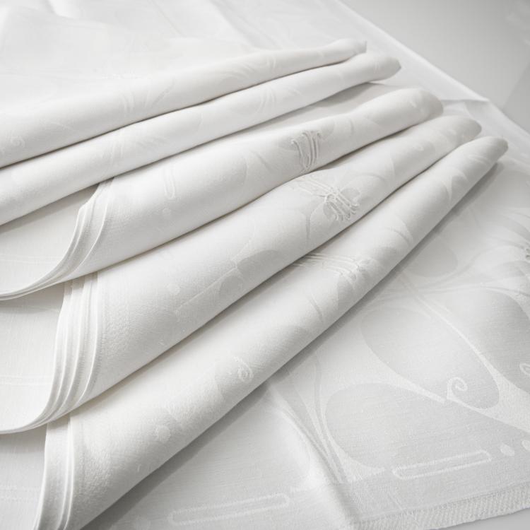 Bild 1 zu Objekt, Six napkins, 1903/05, Peter Behrens, Kobusch, Bielefeld, 176C 746