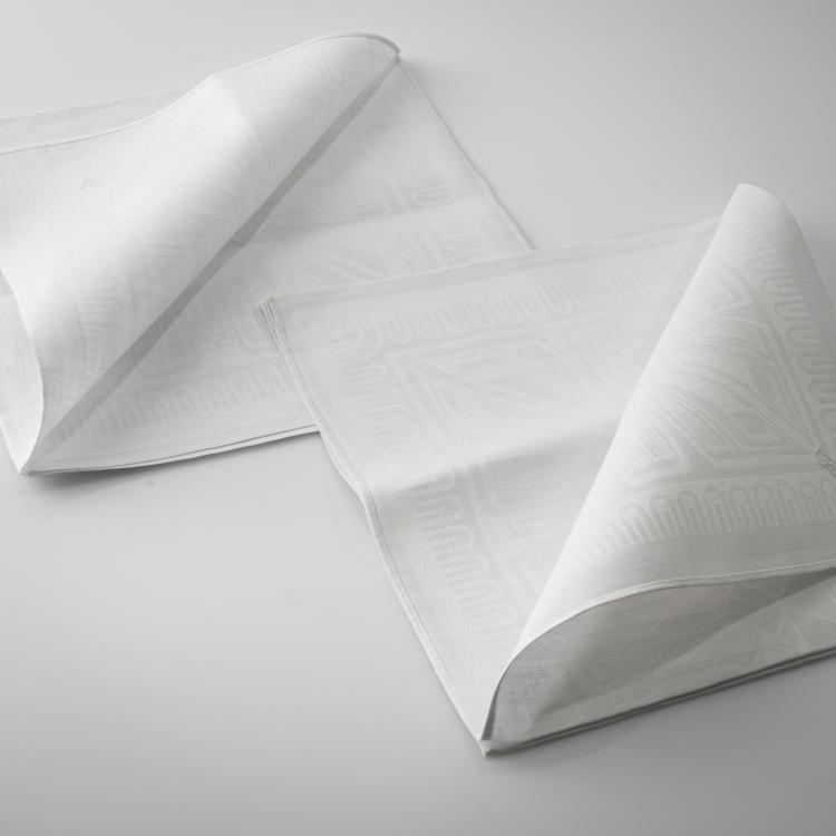 Hauptbild zu Objekt, , Two napkinsc. 1904, Peter Behrens, Fr&auml;nkel, S., Neustadt (zugeschrieben), 176C 743