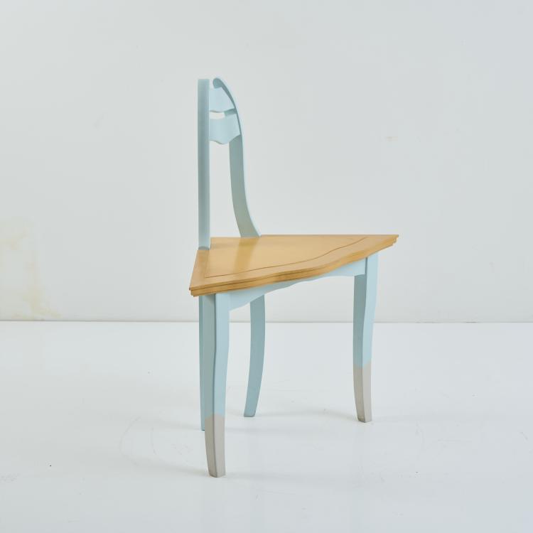 Bild 1 zu Objekt, 'Gudrun am Leineufer' chair, 1984 (design), Bořek &Scaron;&iacute;pek, M&ouml;belwerkstatt Cremer & Cremer, Eschweiler oder Leitner Interior Design, St. Lambrecht., 175B 368