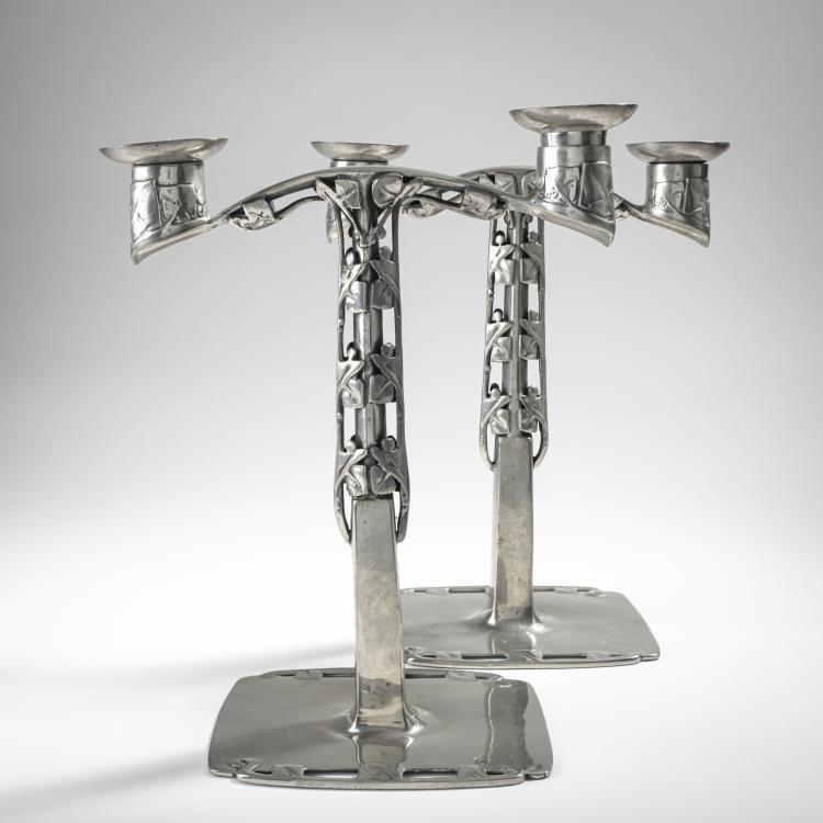 Bild 1 zu Objekt, Paar Kerzenleuchter, 1902-05, Archibald Knox, Liberty & Co., London; Haseler, Birmingham, 176C 771