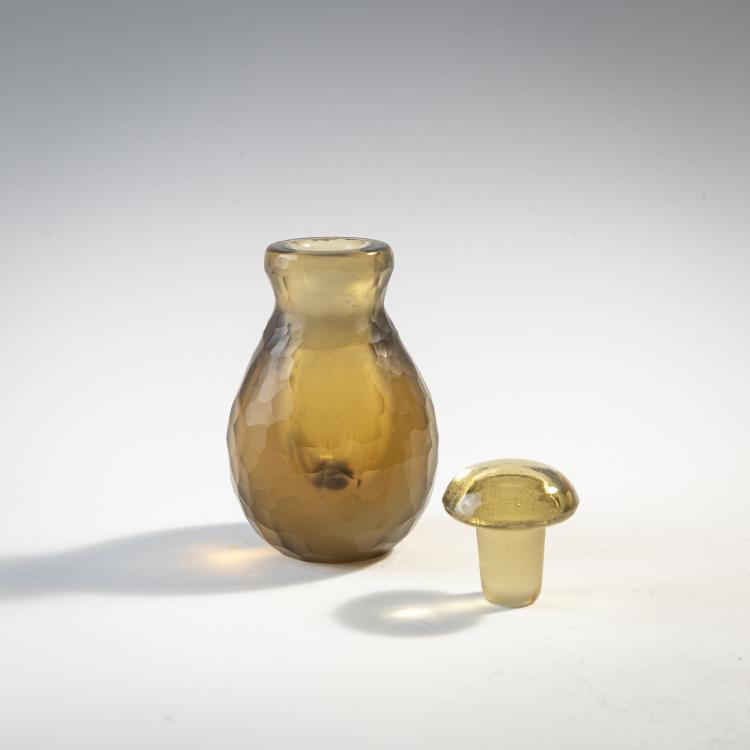 Bild 2 zu Objekt, 'Battuto' bottle with stopper, 1940-46, Carlo Scarpa, Venini & C., Murano, 175C 496