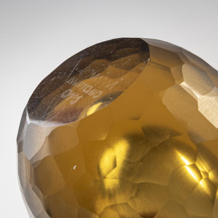 Bild 3 zu Objekt, 'Battuto' bottle with stopper, 1940-46, Carlo Scarpa, Venini & C., Murano, 175C 496