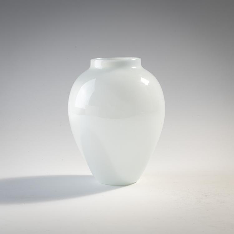 Hauptbild zu Objekt, 'Lattimo' vase, 1936, Carlo Scarpa, Venini & C., Murano, 175C 490
