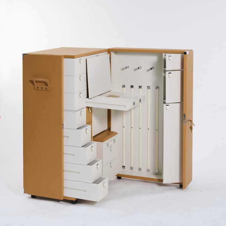 Bild 3 zu Objekt, 'Oceano' steamer trunk, 2007 (design), Andr&eacute;e Putman, Poltrona Frau, Tolentino, 175B 419