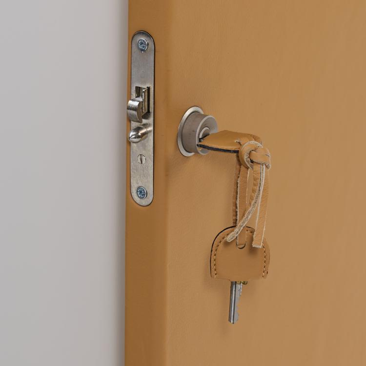 Bild 5 zu Objekt, 'Oceano' steamer trunk, 2007 (design), Andr&eacute;e Putman, Poltrona Frau, Tolentino, 175B 419