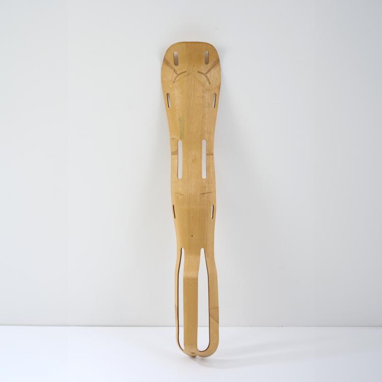 Bild 1 zu Objekt, Beinschiene 'Leg Splint', 1941/42 (Entwurf), Charles Eames,Charles & Ray Eames,Ray Eames, Evans Products Company, Molded Plywood Division, Los Angeles, 175B 127