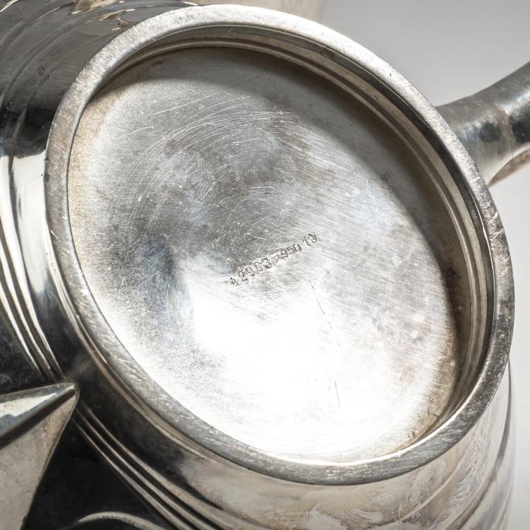 Bild 3 zu Objekt, Three-piece coffee and tea service, 1903/04, Koch & Bergfeld, Bremen, 176C 719