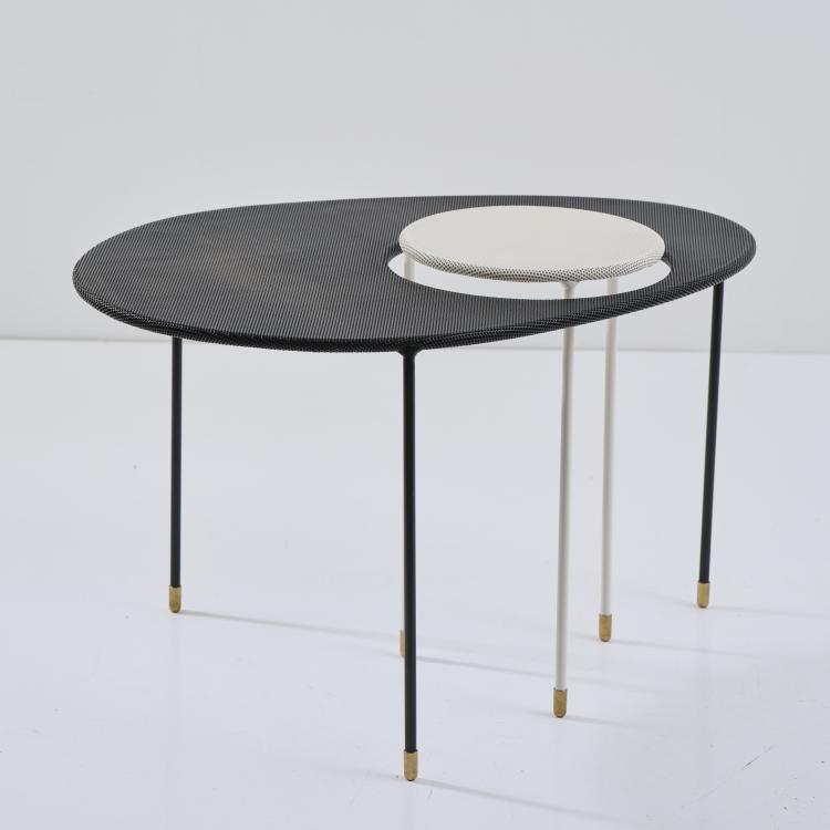 Bild 2 zu Objekt, Beistelltisch 'Kangourou', 1954 (Entwurf), Mathieu Mat&eacute;got, Gubi, Kopenhagen, 175B 226