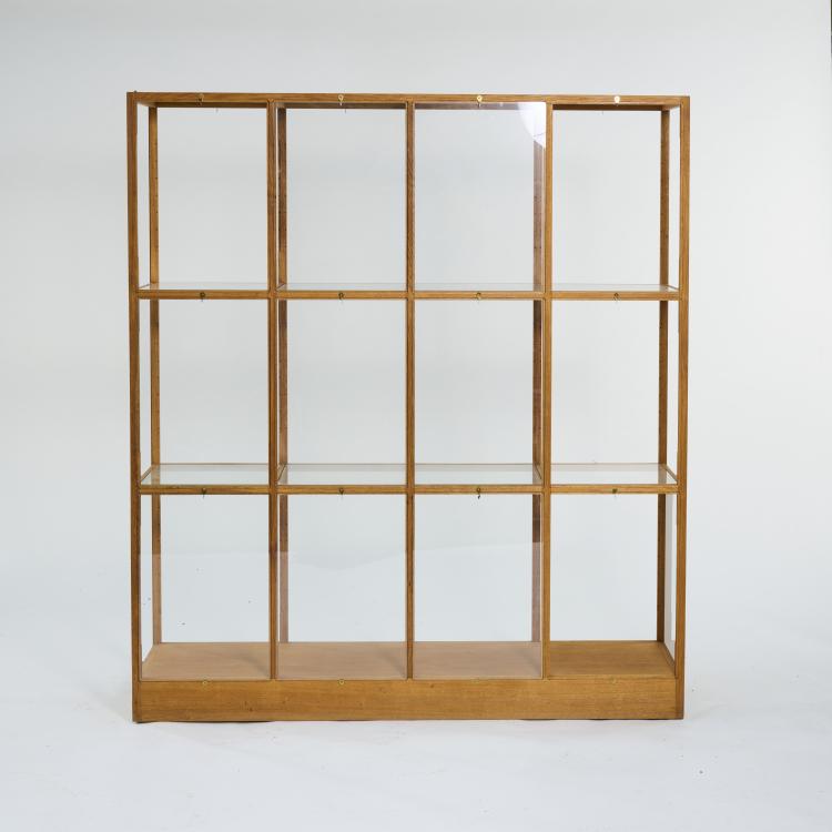 Bild 1 zu Objekt, 'Oak Display Cabinet 4 Columns' - '2273', 2003 (Entwurf), Piet Hein Eek, Hein Eek, Piet, Eindhoven, 175B 409