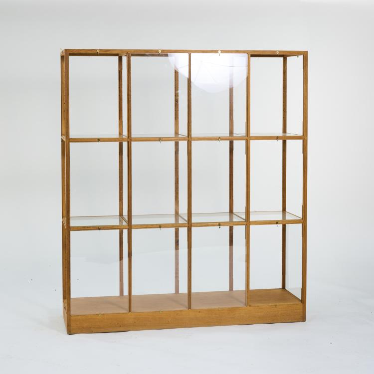 Bild 2 zu Objekt, 'Oak Display Cabinet 4 Columns' - '2273', 2003 (Entwurf), Piet Hein Eek, Hein Eek, Piet, Eindhoven, 175B 409