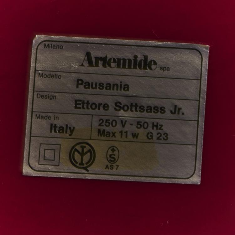 Bild 4 zu Objekt, 'Pausania' table light, 1983 (design), Ettore Sottsass, Artemide, Mailand, 175B 355