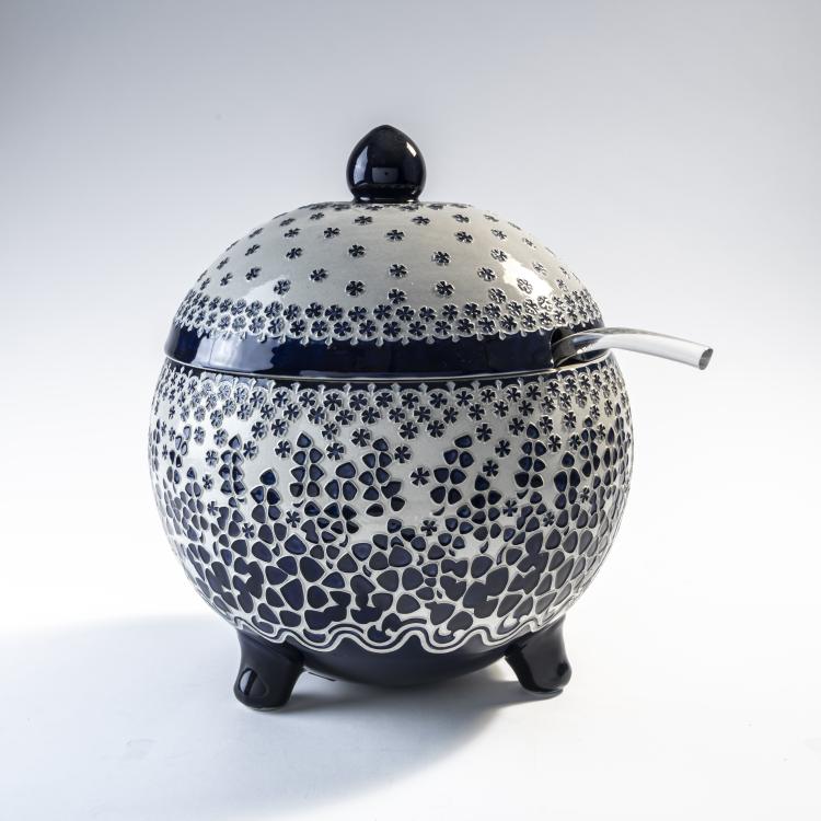 Hauptbild zu Objekt, Punch bowl, c. 1906, Richard Riemerschmid, Merkelbach, Reinhold, Grenzhausen, 176C 662