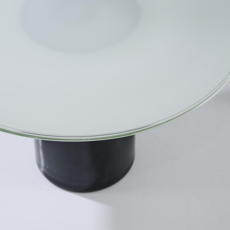 Bild 4 zu Objekt, Two side tables, c. 1986 (design), Luciano Vistosi (attributed), Vetreria Vistosi, Murano, 175B 390