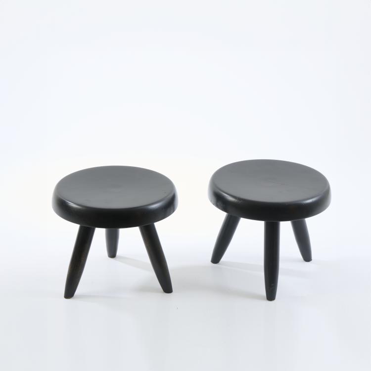 Hauptbild zu Objekt, Two stools, c. 1938 (design), Charlotte Perriand, Blanchon, Georges; Sentou, Paris; Steph Simon, Paris, 175B 123