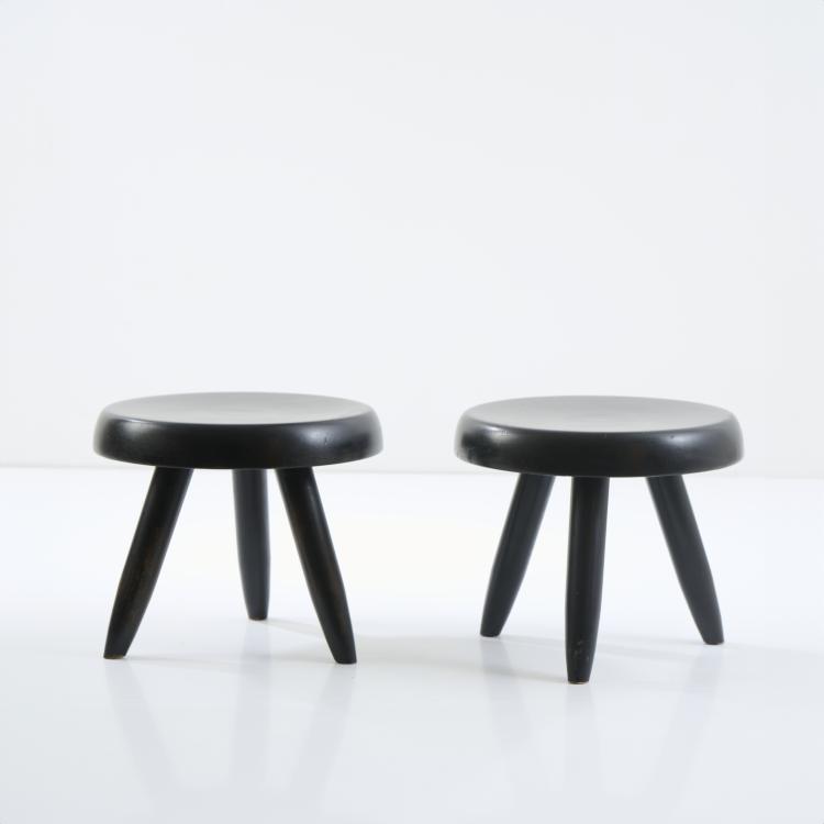 Bild 1 zu Objekt, Two stools, c. 1938 (design), Charlotte Perriand, Blanchon, Georges; Sentou, Paris; Steph Simon, Paris, 175B 123