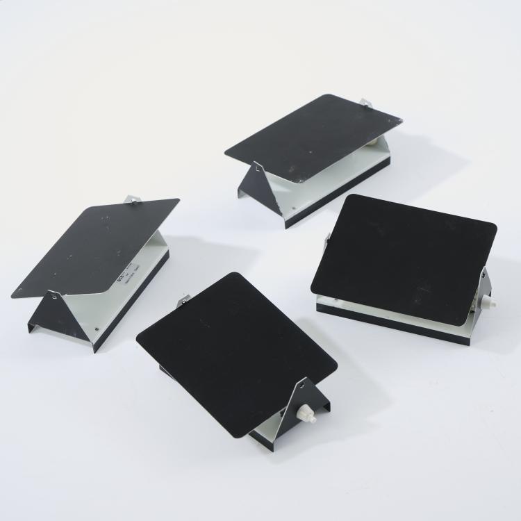 Bild 1 zu Objekt, Four 'CP-1' wall lights, 1963 (design), Charlotte Perriand, Steph Simon, Paris; SCE, 175B 273