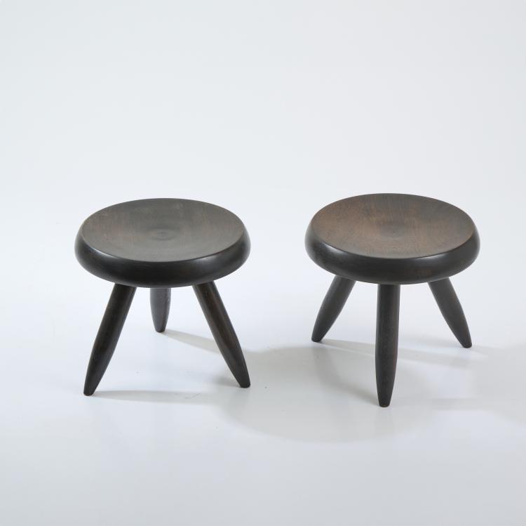 Hauptbild zu Objekt, Two stools, c. 1938 (design), Charlotte Perriand, Blanchon, Georges; Sentou, Paris; Steph Simon, Paris, 175B 124