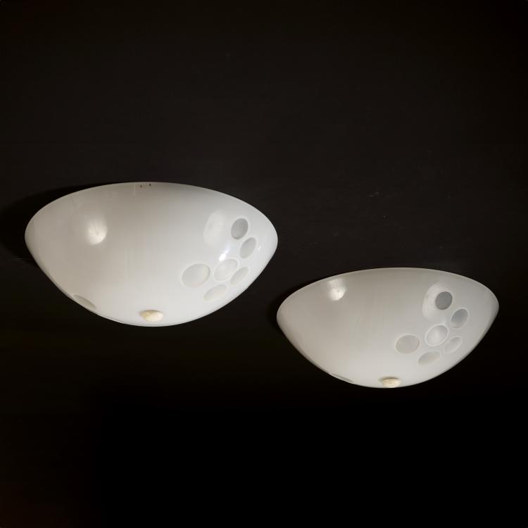 Bild 1 zu Objekt, Two ceiling lights, c. 1970 (design), Carlo Nason (attributed), Mazzega, Murano, 175B 330