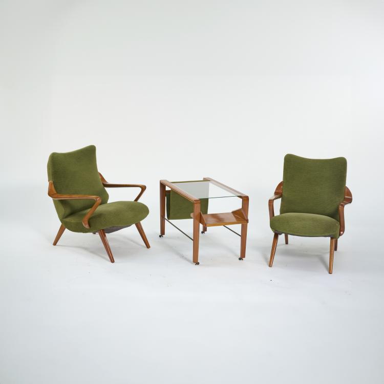 Hauptbild zu Objekt, Two armchairs and a side table, c. 1955 (design), Carlo De Carli, Italien, 175B 219