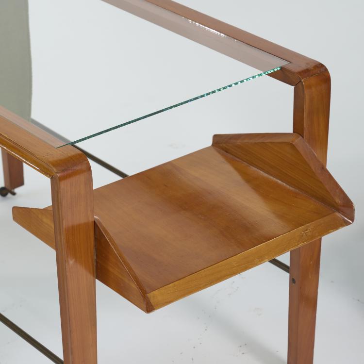 Bild 3 zu Objekt, Two armchairs and a side table, c. 1955 (design), Carlo De Carli, Italien, 175B 219