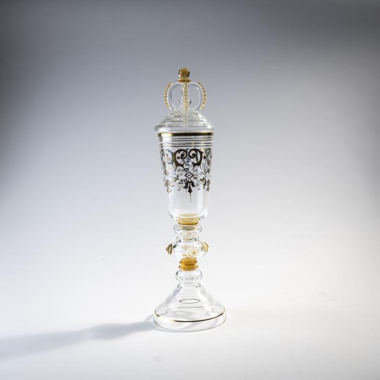 Hauptbild zu Objekt, Covered goblet, c. 1885, Theresienthaler Krystallglasfabrik, 176C 617