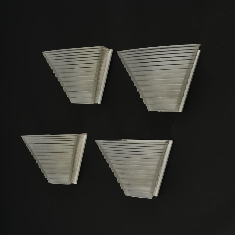 Hauptbild zu Objekt, Four 'Pergamo 30' sconces, 1989 (design), Angelo Mangiarotti, Artemide, Mailand, 175B 389