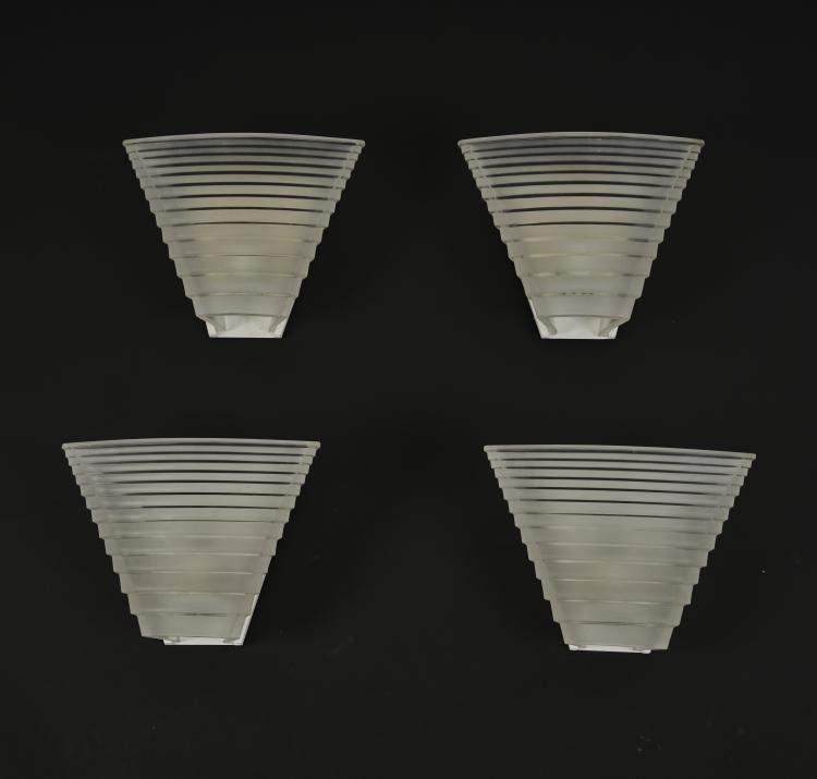 Bild 1 zu Objekt, Four 'Pergamo 30' sconces, 1989 (design), Angelo Mangiarotti, Artemide, Mailand, 175B 389