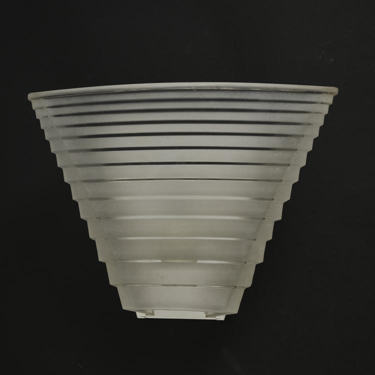 Bild 2 zu Objekt, Four 'Pergamo 30' sconces, 1989 (design), Angelo Mangiarotti, Artemide, Mailand, 175B 389
