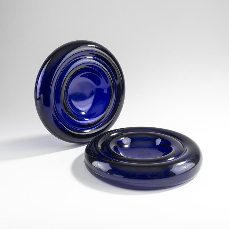 Hauptbild zu Objekt, Zwei Tisch-Aschenbecher 'Delos' - '3119B', 1980, Enzo Mari, Danese, Mailand., 176B 175